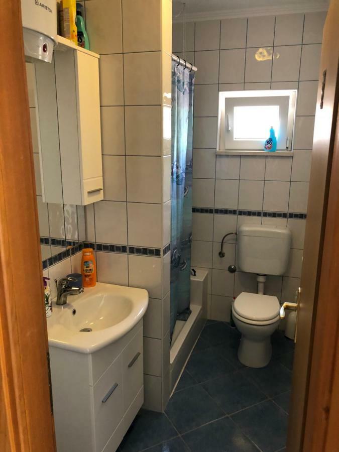 Apartments Volarevic بلاتشي المظهر الخارجي الصورة